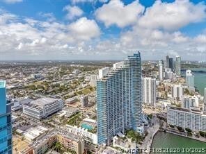 Building Photo - 1900 N Bayshore Dr