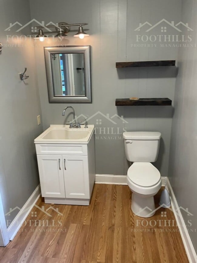 Building Photo - Your Next Home Awaits – 4 Bedrooms, 2.5 Ba...