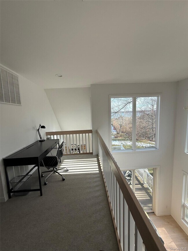 Building Photo - 845 Budds Pond Rd