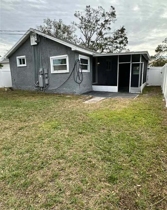 Building Photo - 3471 50th Ave N