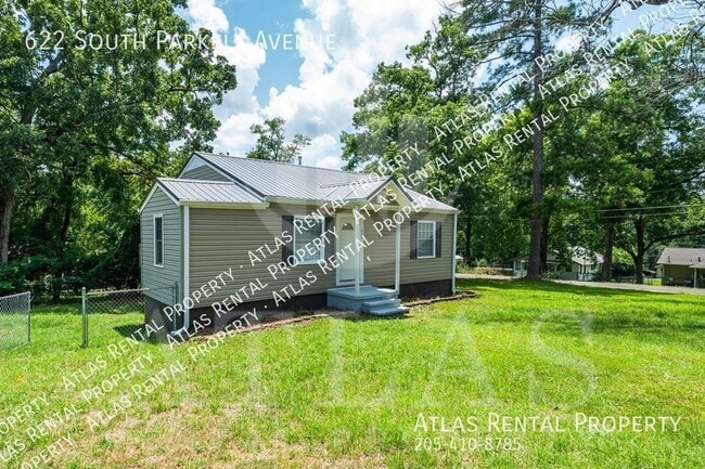 Building Photo - 622 S Parkell Ave