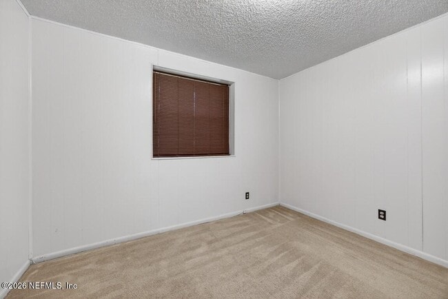 Building Photo - 8900 Crystal Springs Rd