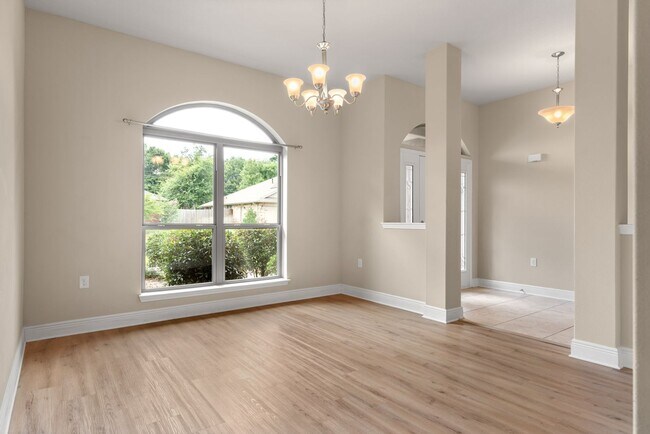 Building Photo - 4599 Belvedere Circle
