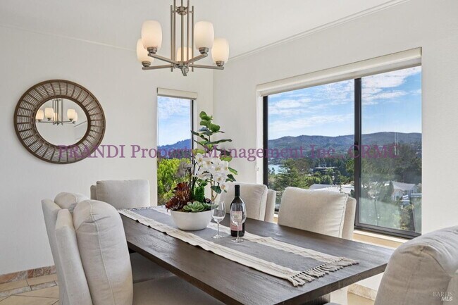 Building Photo - Panoramic View From This Strawberry Home w...