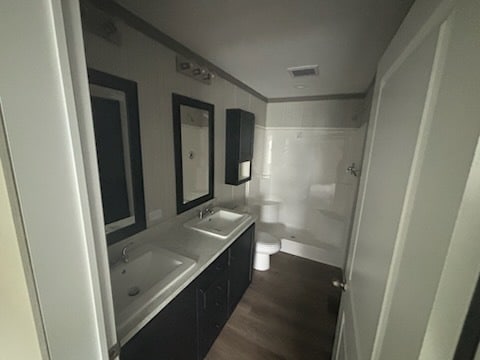 Building Photo - 5417 S Deadwood Dr