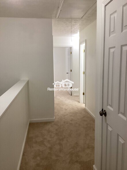 Building Photo - 2236 Dandridge Dr