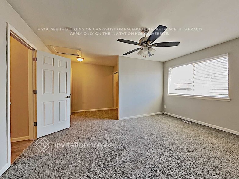 Building Photo - 3823 Dyanna Dr