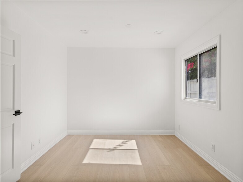 Building Photo - 9606 Arby Dr