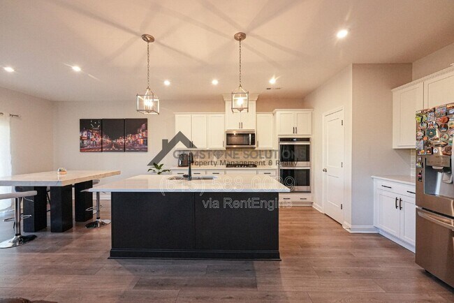 Building Photo - 872 Ashton Pk Wy