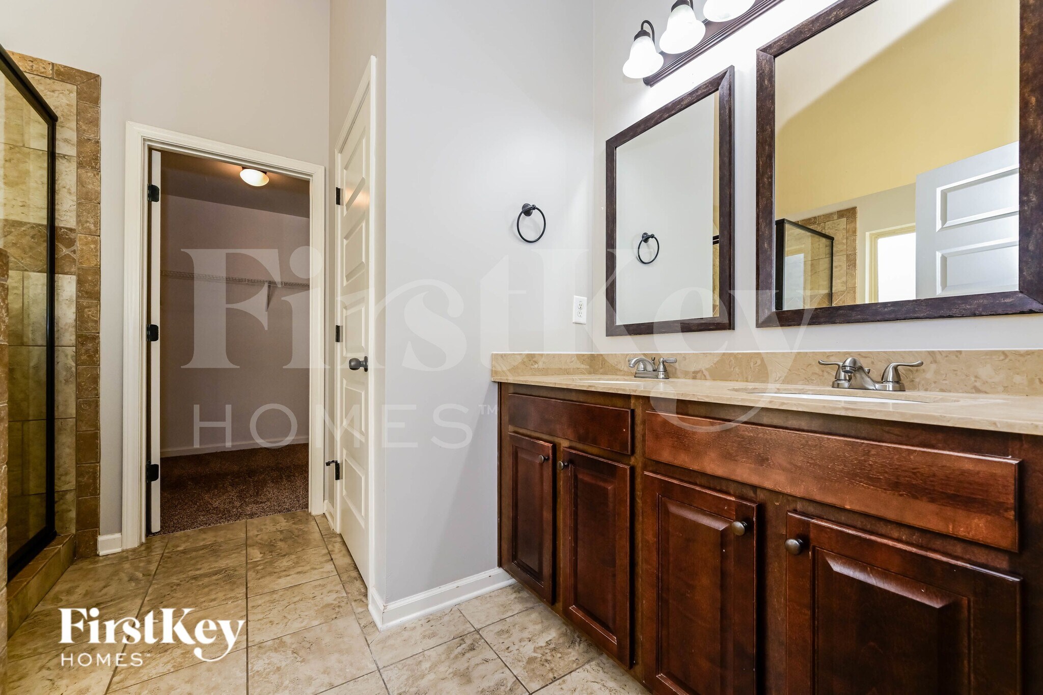 Building Photo - 624 Parkside Pl Dr