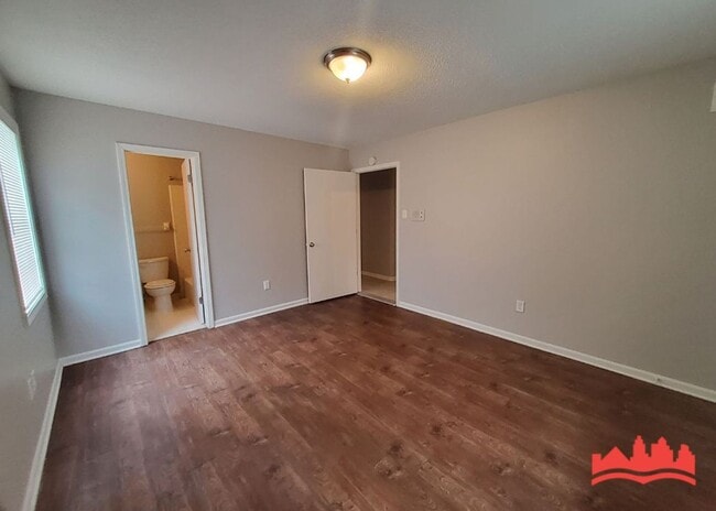 Building Photo - 5737 Scottsdale Ave