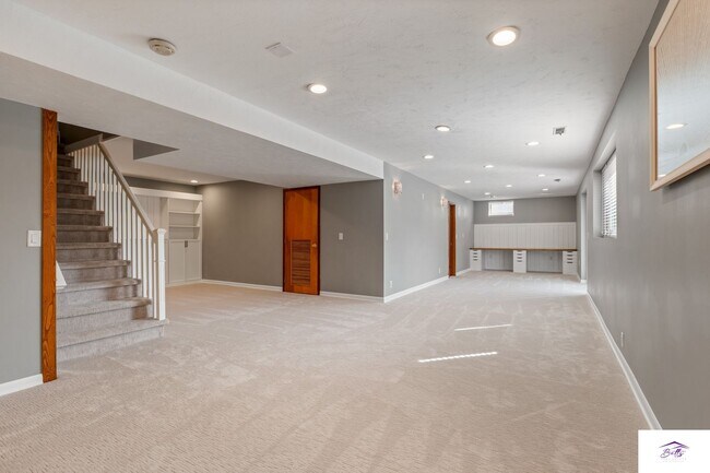 Building Photo - Available now! Spacious 3 Bed, 3 Bath Home with Modern Open Layout & Lawn Care Included