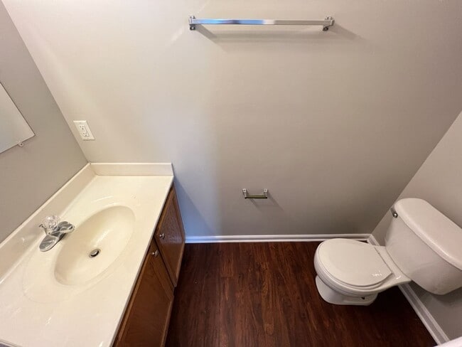 Building Photo - Desirable 3 Bedroom Raleigh Townhouse