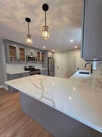 Building Photo - 40 Lorna Rd