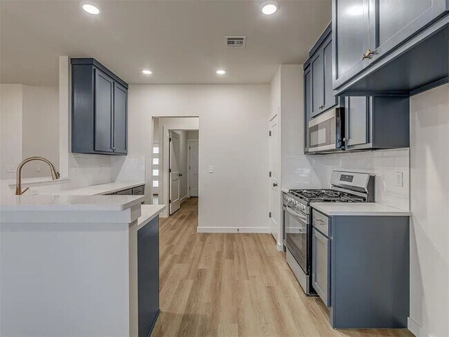 Building Photo - 8305 NW 163rd Ter