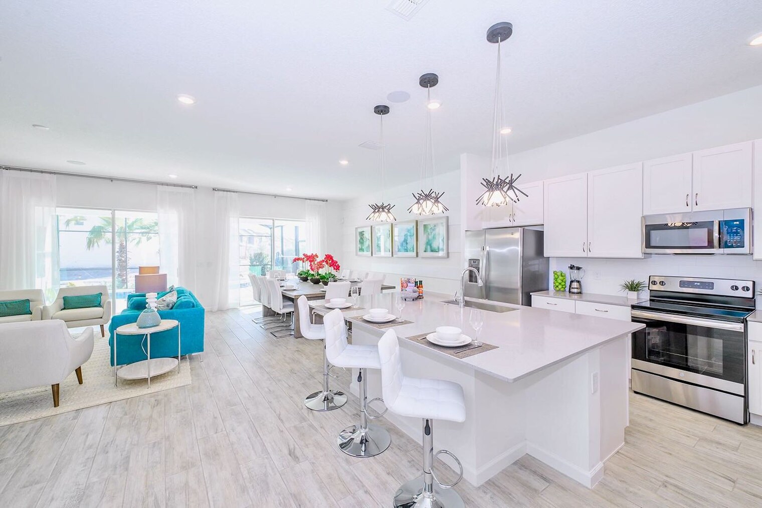 Building Photo - 2560 Shanti Dr