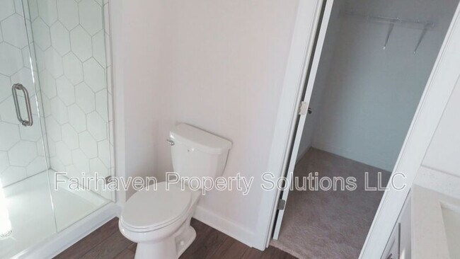 Building Photo - 1978 Mitchell Ave