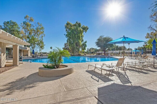 Building Photo - Beautiful 55+ Ahwatukee neighborhood spacious 2/br 2/ba home -  Rent Includes membership to Ahwat...