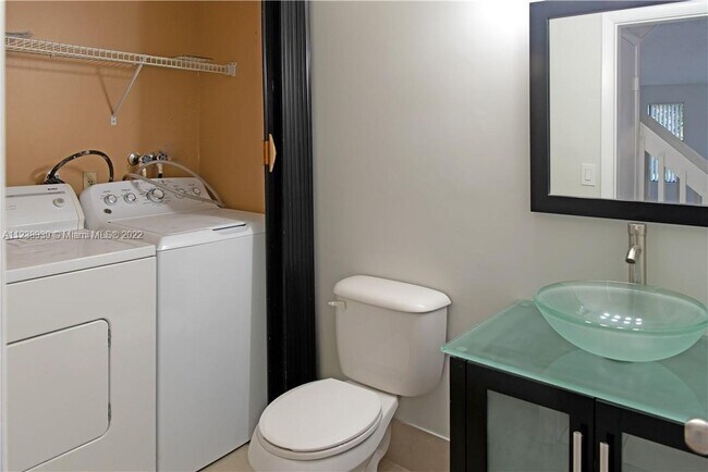 Building Photo - 3799 Cocoplum Cir