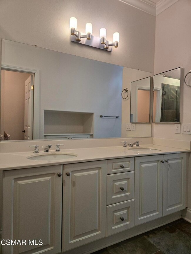 Building Photo - 491 Novara Way