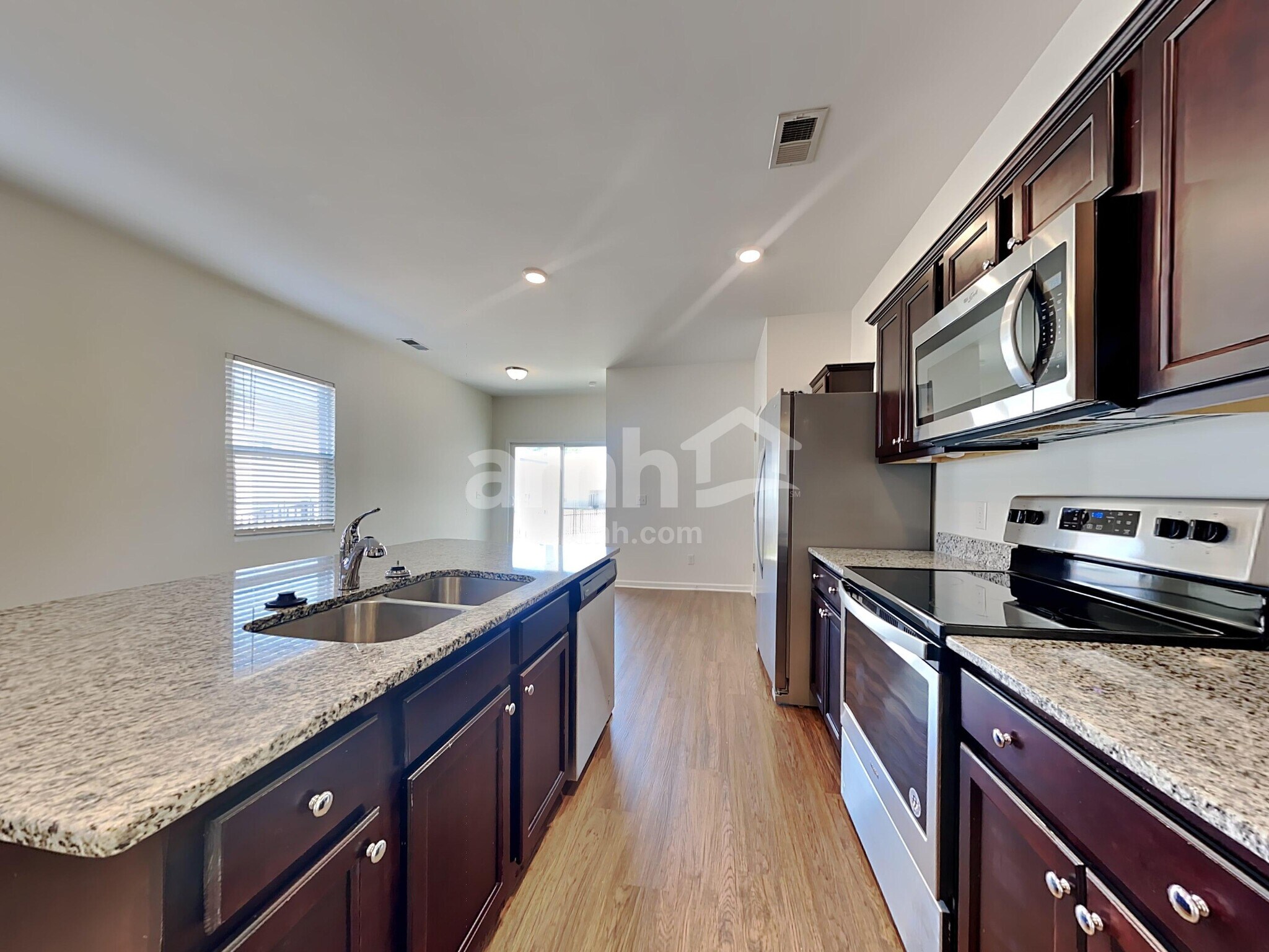 Building Photo - 224 Orion Way