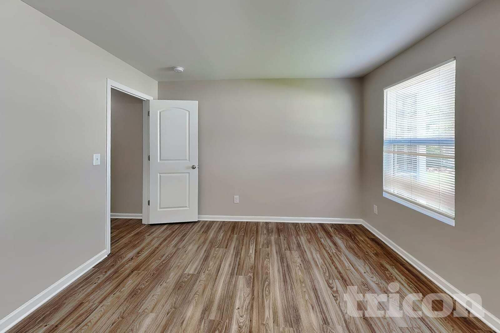 Building Photo - 1705 Sawtooth Ct