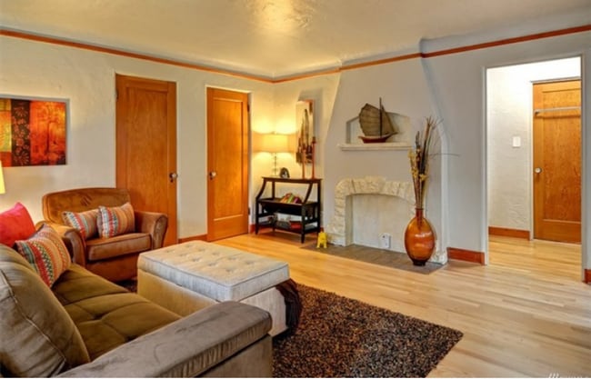 Interior Photo - Anhalt Hall