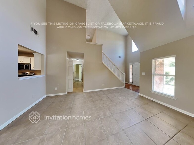 Building Photo - 239 Kings Cove