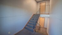 Building Photo - Pet Friendly 2 bedroom 1 bathroom for Rent!
