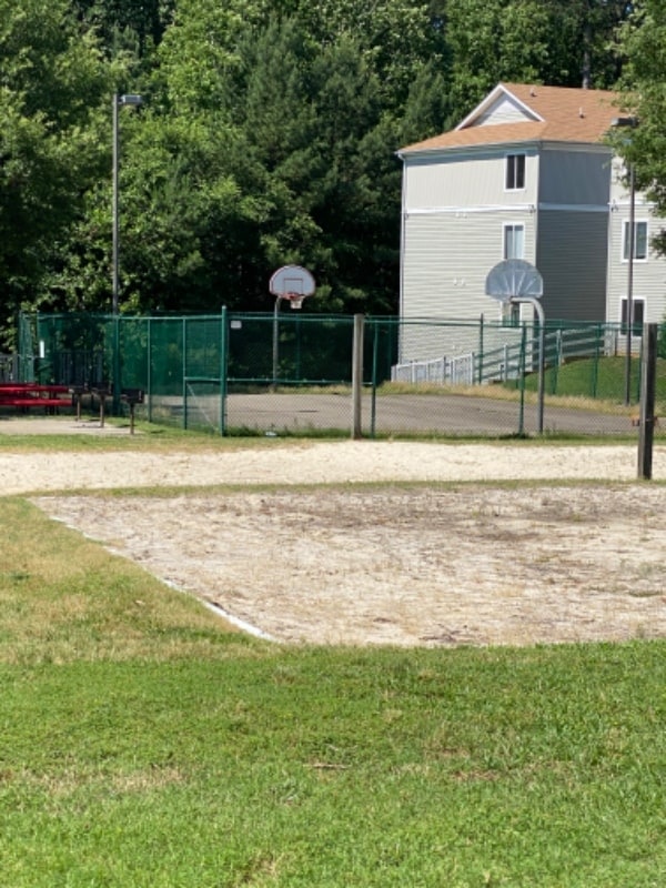 Building Photo - 1431 Collegiate Cir