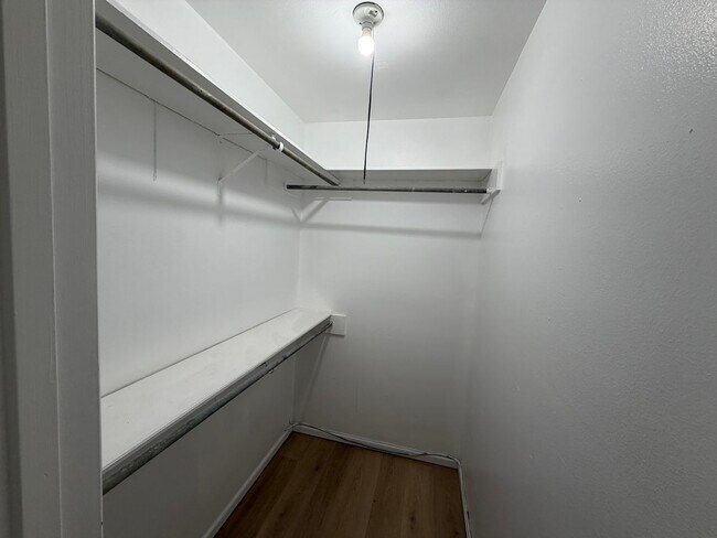 Building Photo - Fab 4 bed 2 bath 2 garage