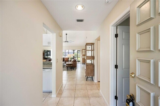 Building Photo - 5370 Myrtle Wood