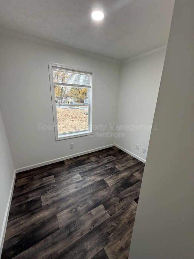 Building Photo - 18 Abbott St