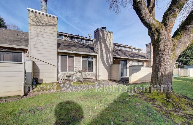 Building Photo - 8604 NE Mason Dr