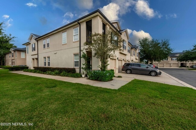 Building Photo - 12301 Kernan Forest Blvd