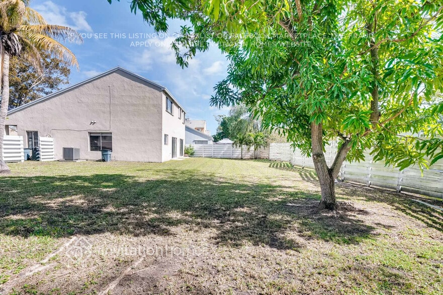 Building Photo - 13776 SW 145th Terrace