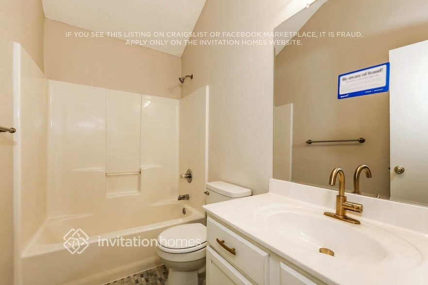 Building Photo - 4804 Sleepy Ridge Cir