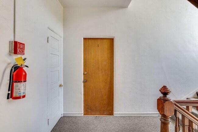 Building Photo - 2338 Channing Way