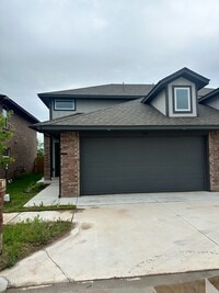 Building Photo - 1st Month Free!