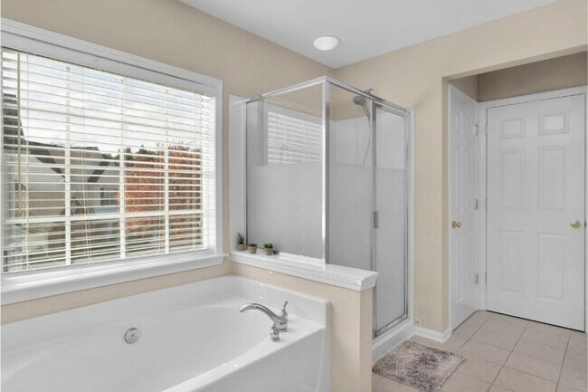 Building Photo - 10614 Moberly Ct