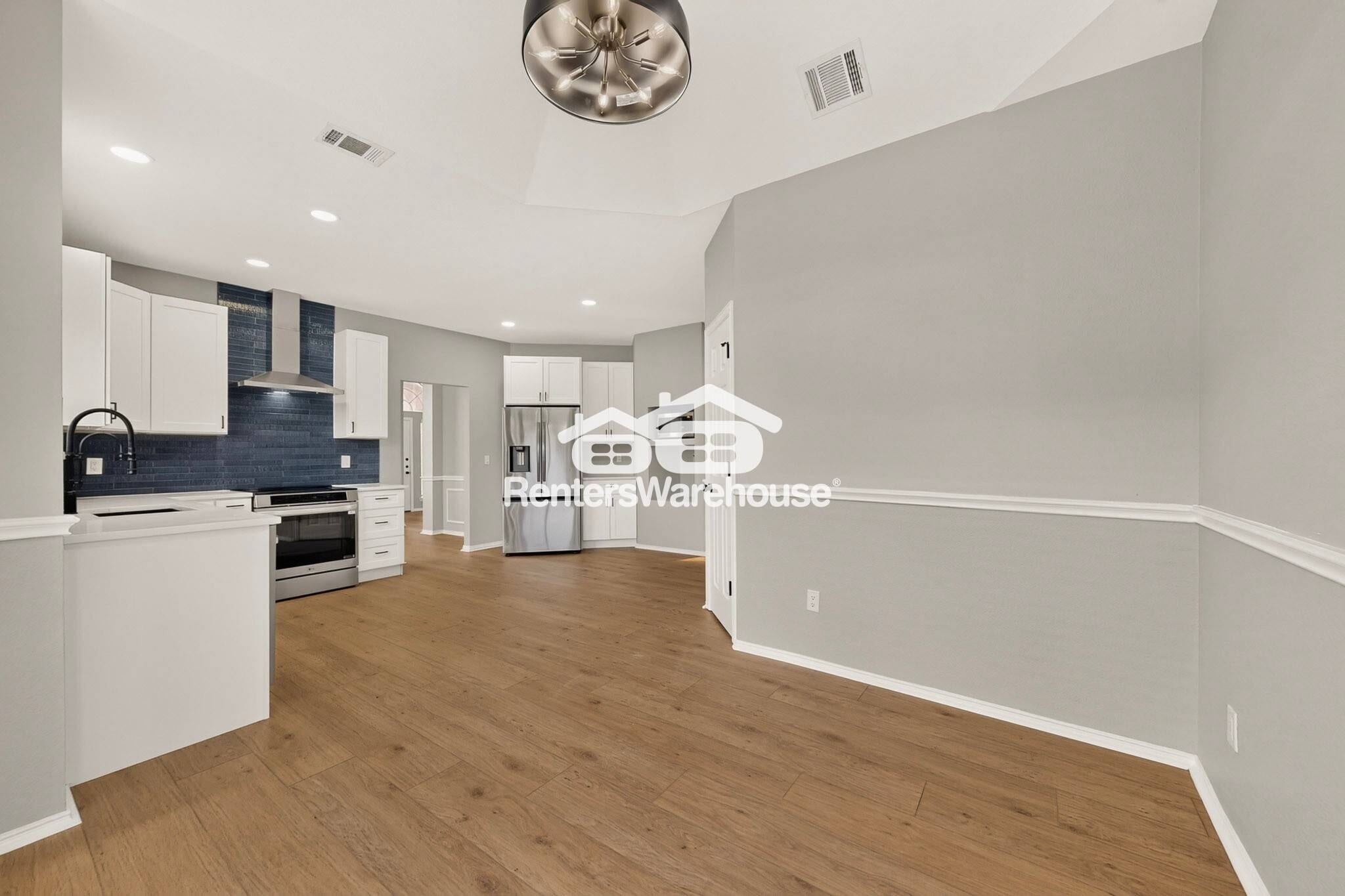 Building Photo - 619 Ridgemont Dr