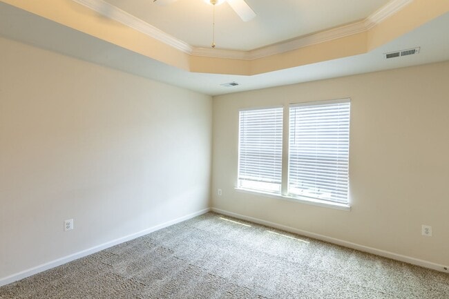 Building Photo - 2023 Verona Ct
