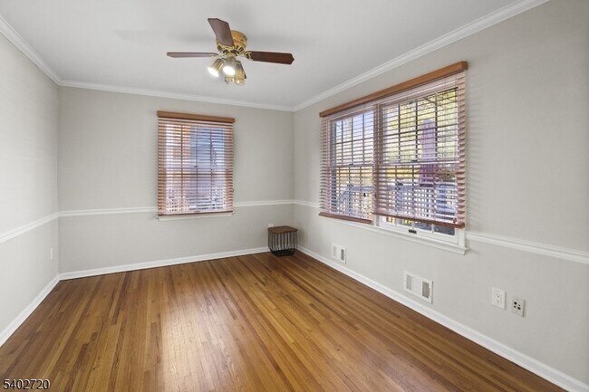 Building Photo - 6 Hoagland Ct