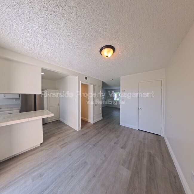 Building Photo - 2255 Cahuilla St