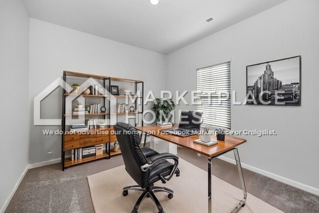 Building Photo - 14773 Mountain Strm Dr