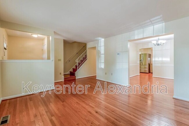 Building Photo - 8239 Dr Craik Ct