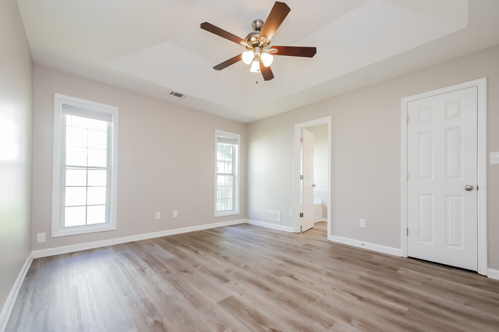 Building Photo - 260 Landing Dr