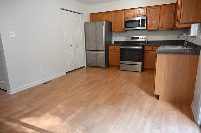 Building Photo - 526 Harbour Ct