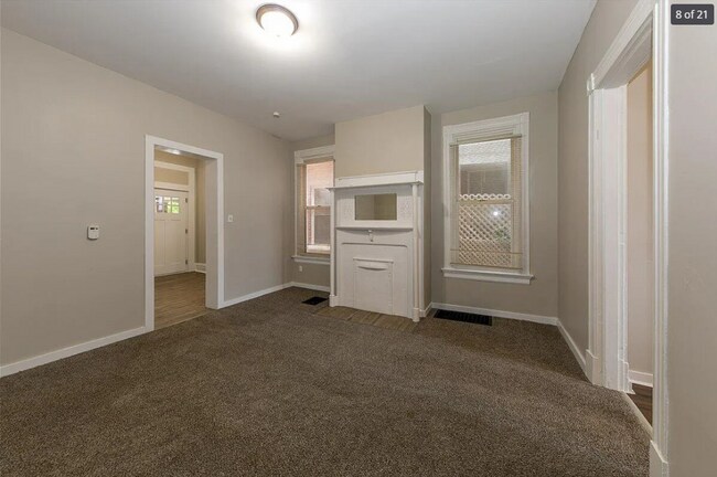 Building Photo - Greenup Duplex