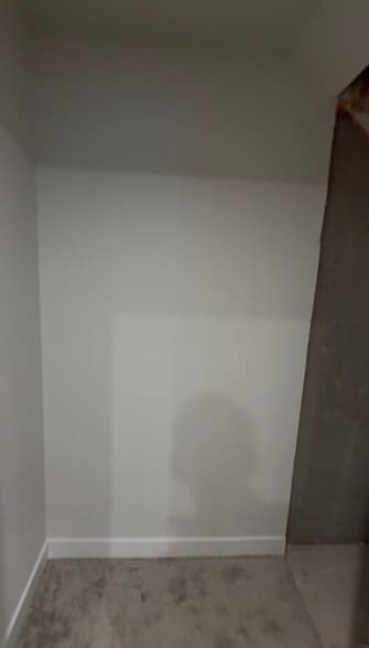 Building Photo - 310 Helenium Dr